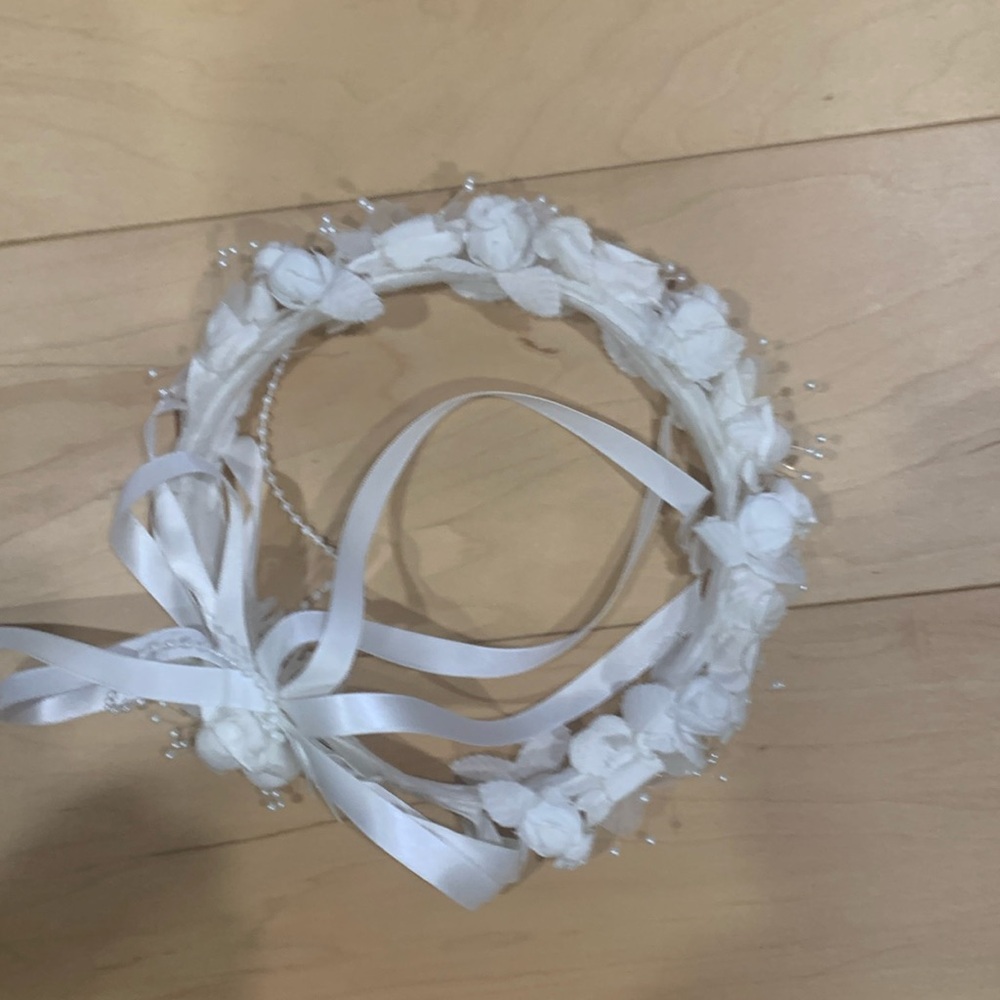 Flower girl head piece or May crown